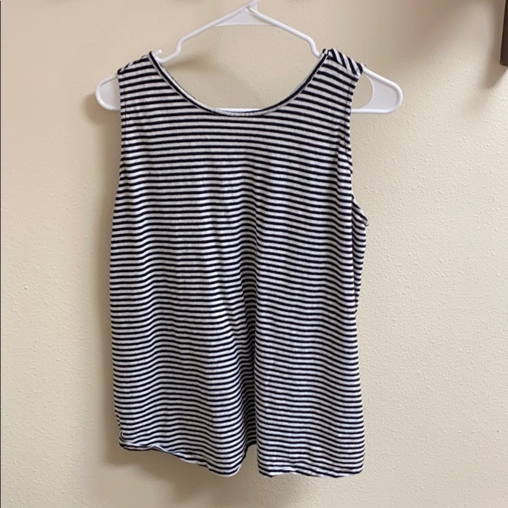 Market and Spruce TANK TOP! Super cute!